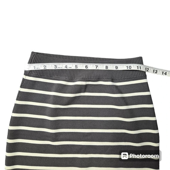 Guess By Marciano Striped Bandage Knit Pencil Skirt - Picture 2 of 5